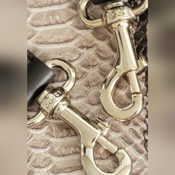 GUCCI  AUTH . VINTAGE  BAG - Picture 3 of 15